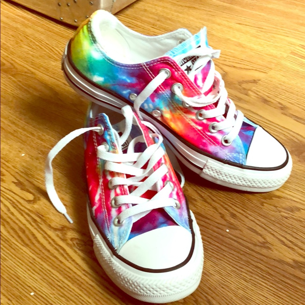 Tie Dye Converse